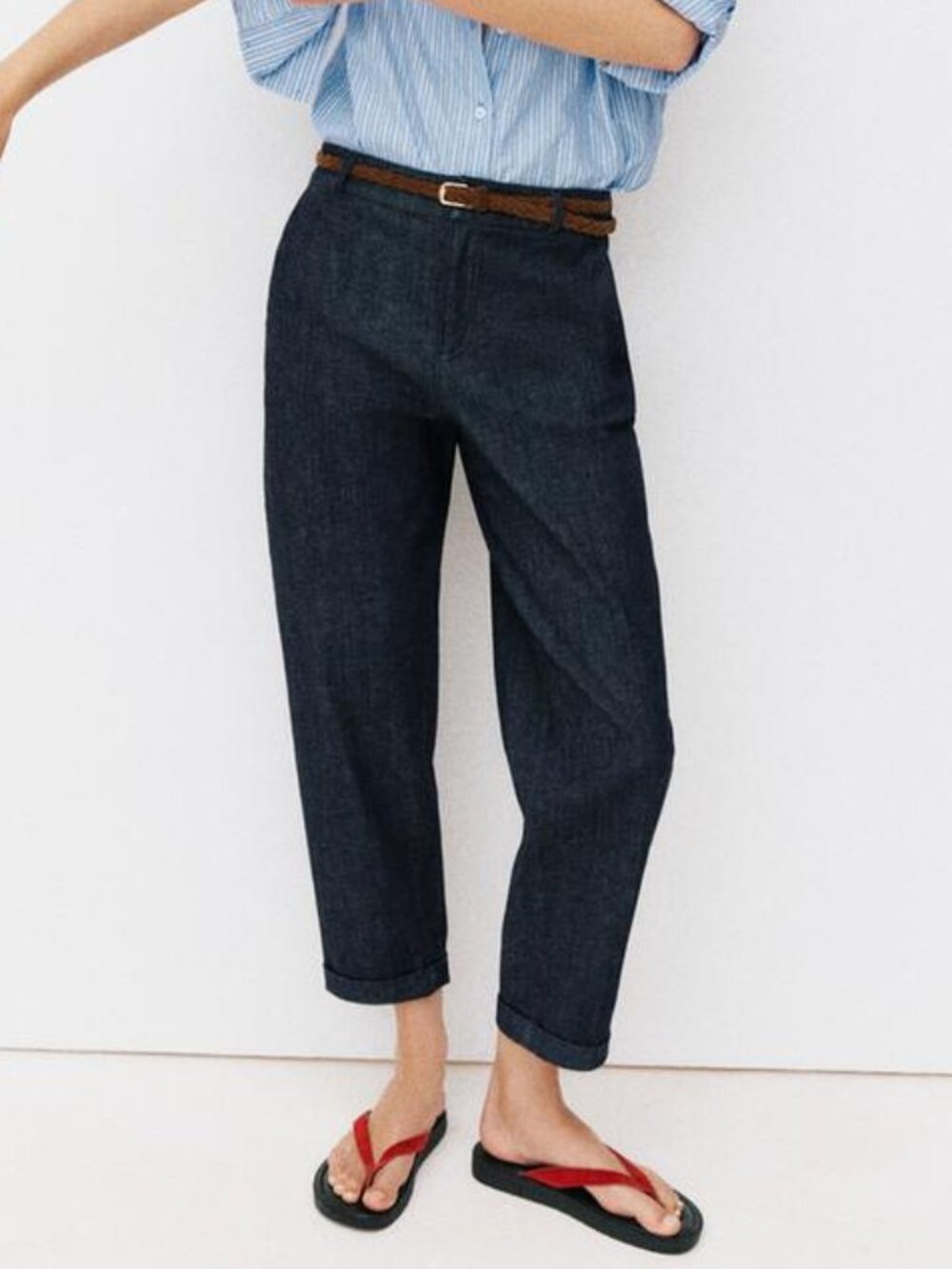 Zara Dark Wash Straight Leg Denim Trousers Womens US 6 EU 38 Relaxed Fit